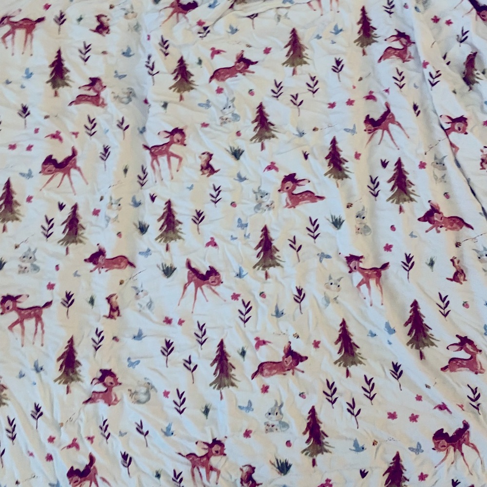 Milk snob car seat/nursing cover Disney Bambi